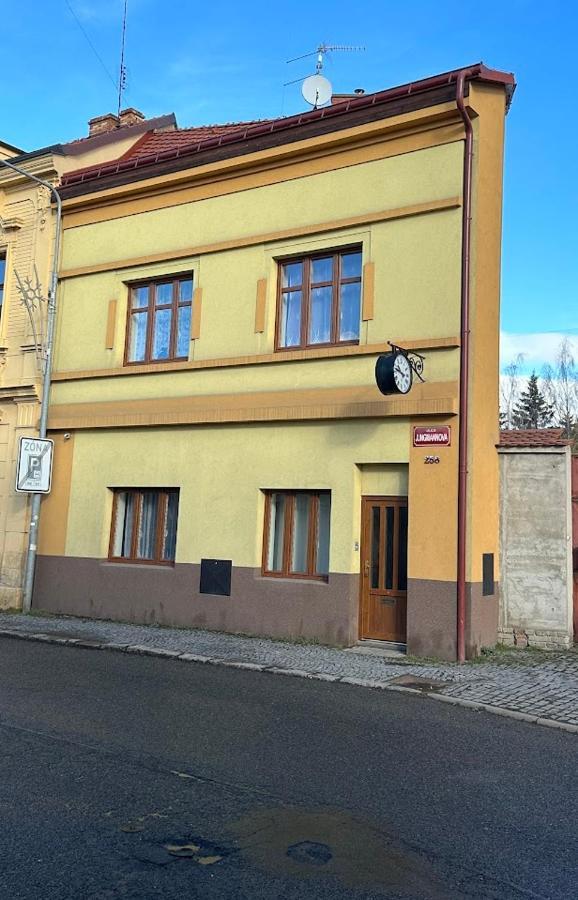 Abc Leilighet Unhošť Eksteriør bilde